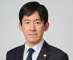 弁護士 妹尾 成晃
